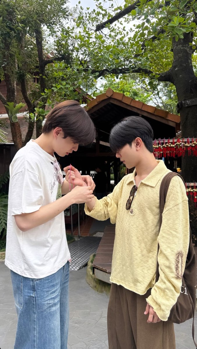 HappiiMeine's tweet photo. ตอนนั้น                               ตอนนี้ https://t.co/3MhAADnfI5