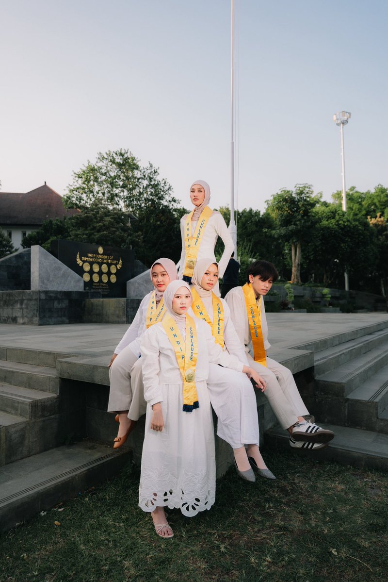 rravenozi's tweet photo. entah mbak itu yang gak sabaran dan keburu emosi mungkin? padahal ini dengan fg yang sama hasilnya bandit! https://t.co/wiGI6buG66