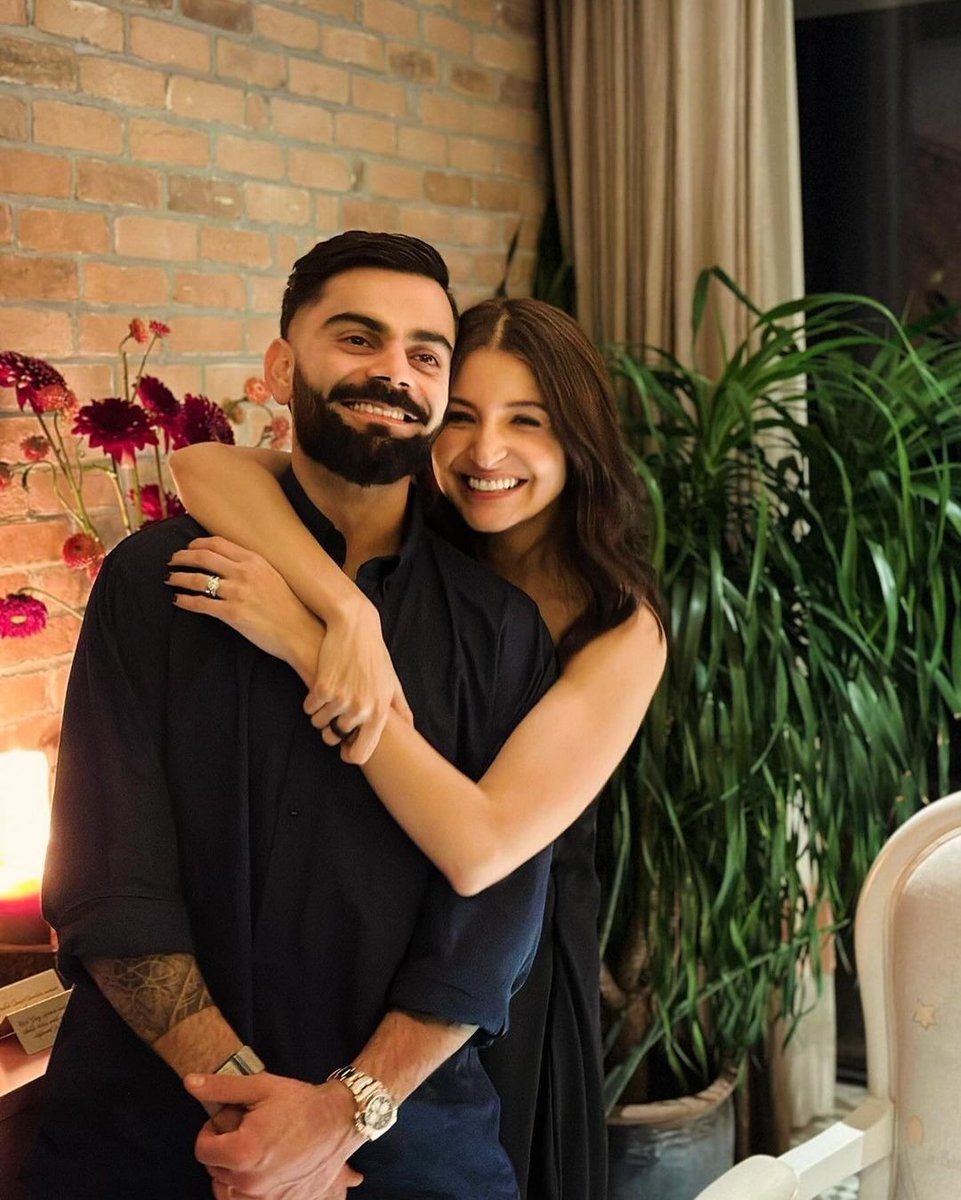Pmanjunath525's tweet photo. If Virat Kohli inspires you, hit Follow. 👑❤️

This page is dedicated to King Kohli's passion, records, RCB journey, iconic knocks, and unforgettable moments.

Let's build the strongest Kohli family on X. 🔥

#ViratKohli #KingKohli #RCB https://t.co/6a54pkMNUX