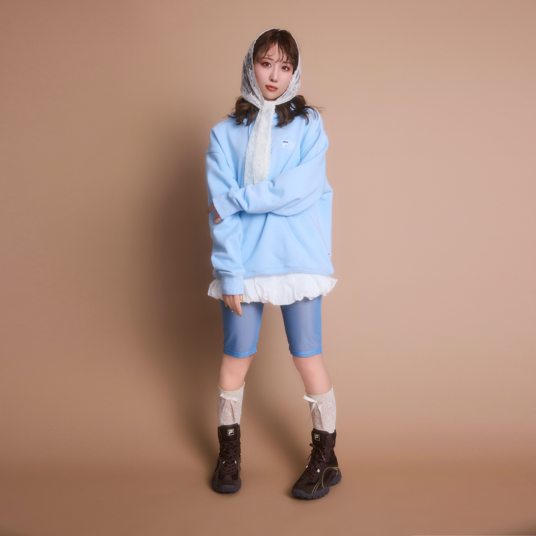FilaJapan's tweet photo. FILA 2026FWシーズンのスタイリングパートナーに、
＝LOVE（イコールラブ）の瀧脇笙古さんが就任決定✨

ヘルシーでキュートな魅力あふれる瀧脇さんとともに、FILAならではのスポーツヘリテージとファッショントレンドを融合したスタイリングをお届けします。

#FILA #イコラブ #瀧脇笙古 https://t.co/cjcOe8RWvI