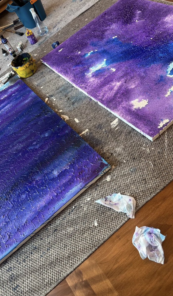 minghaocheoI_'s tweet photo. I CANT BELIEVE WE GOT PICS OF MINGHAO PAINTING IN THE YEAR 2026 OH MY GOD MINGHAO'S PAINTING AGAIN OMGGGG 🥹🥹🥹🥹🥹🥹 https://t.co/l03ZpdhILo