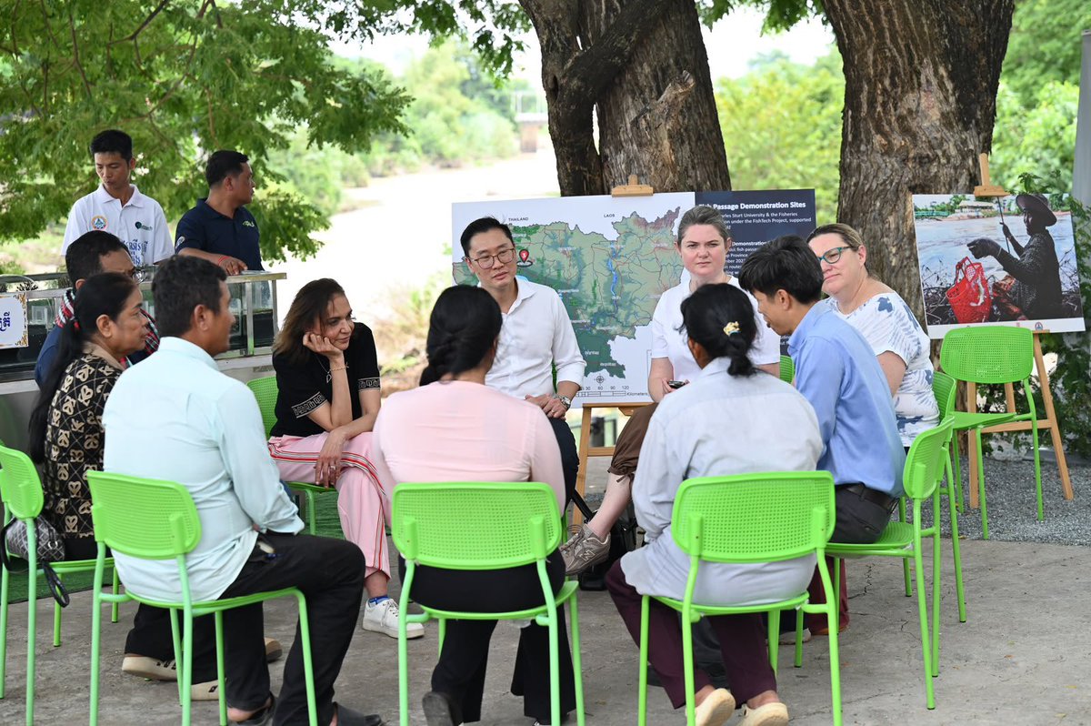 AusEmbPP's tweet photo. Innovative #Fishtech solutions developed with Australia’s support help fish migrate through human-made barriers along rivers. Minister for International Development, Dr Anne Aly, saw how this partnership is boosting food security and livelihoods for rural Cambodian communities. https://t.co/9zKteXKzG4
