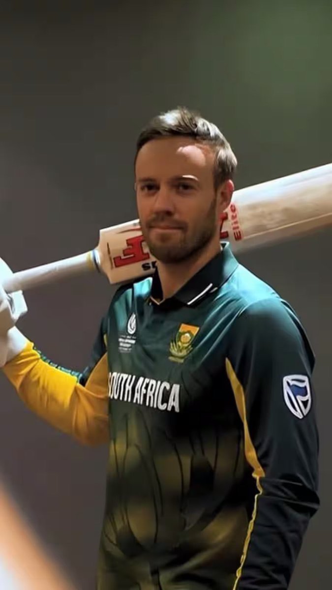 VIVEK1888's tweet photo. Who is the best ODI batter after Sachin.

No Bias no Nostalgia just pure impact

Rohit Sharma
Virat Kohli
David Warner
AB devilers 

Pick only 1 https://t.co/ID5up40NW3