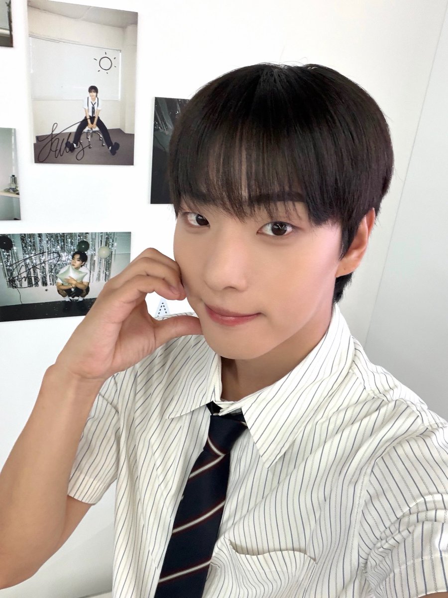 et8364's tweet photo. 뭐야?엊그제아냐? https://t.co/4hNn2HRGGl
