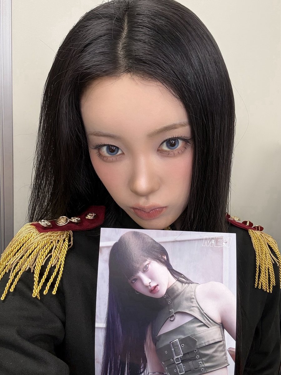 official__ME_I_'s tweet photo. 📣:⊹˚₊

ME:I 4TH SINGLE "花咲く道" 発売記念！

本日よりタワーレコード渋谷店限定
スペシャル抽選会開催中🔔

サイン入りパネルやユニットチェキ、渋谷店限定フライヤーが貰えるチャンス✨
特典がなくなり次第終了となります💨

▼詳���はこちら
︎https://t.co/BAVJRycjtH

#ME_I_花咲く道
#ME_I #ミーアイ #미아이