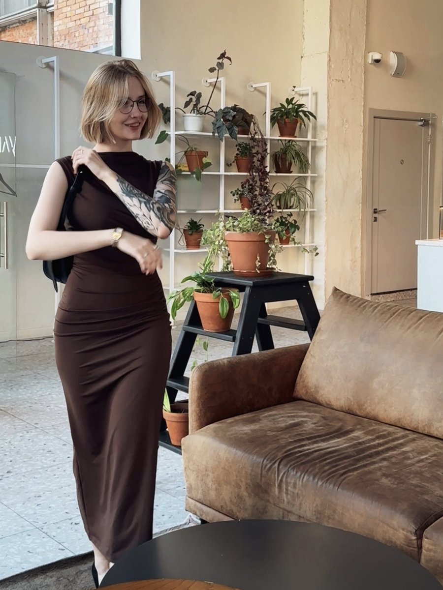 catriowa's tweet photo. Мне на второй фотке кажется голову снесло https://t.co/elzhKFM3eH