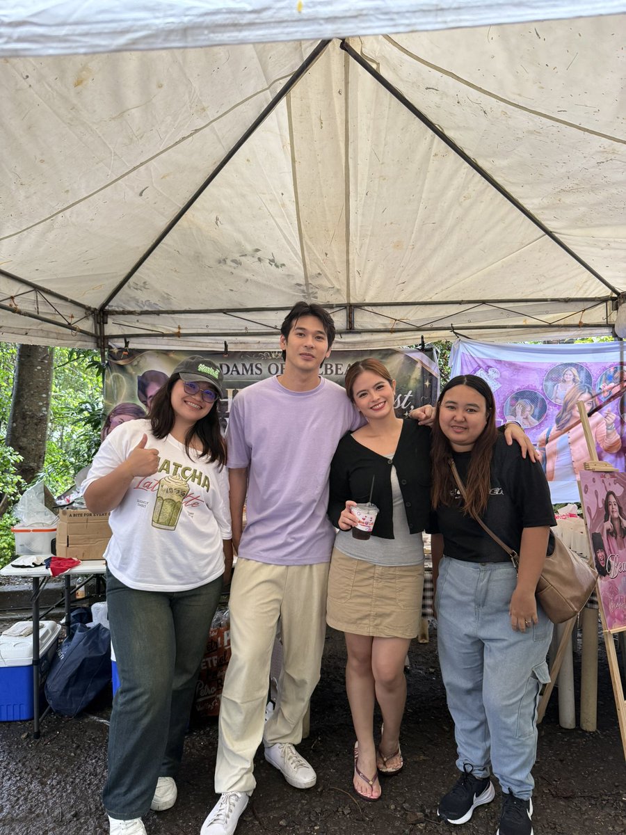 StudioVivaPH's tweet photo. Busog ang lahat sa tusok-tusok at packed meals from @atesofwilbea, @wilbeaglobal, and @MadamsofWilBea!

LOTS of thanks po! 🫶

Catch the latest episode of LOVE U LOTS streaming only on Viva One https://t.co/eoO46giCW4

#LoveULots
#LULMeetTheOthers
#BeaBinene #WilbertRoss
#WilBea https://t.co/D6njP0raPy