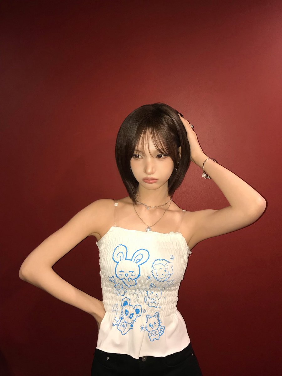 ifeye_official's tweet photo. [📸 #eye_capture]
#SASHA #사샤

😳 

#ifeye #이프아이 https://t.co/ZCaWxFxI7M