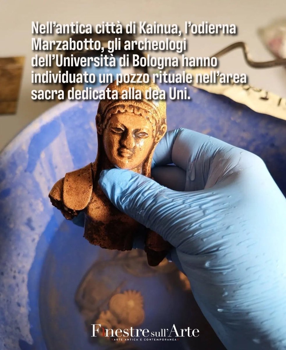 Admarchaeology's tweet photo. #scopertearcheologiche #universitadibologna #finestresullarte #marzabotto #pozzo #etrusco #bronzivotivi #areasacra #kainua #scheletri #scaviarcheologici https://t.co/Et9WpsNHhj