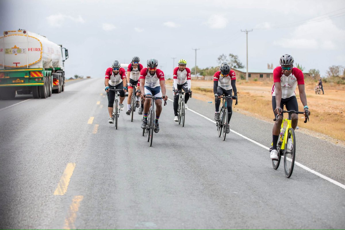 FrancisThoya001's tweet photo. En route to Voi for the charity ride. https://t.co/ClhtLetCwo