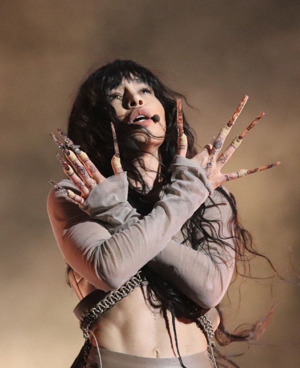 songfestivalaze's tweet photo. 🇸🇪     According to rumors circulating in the Swedish media, Loreen will return to “Melodifestivalen 2027”. https://t.co/mdcdcxGBhp