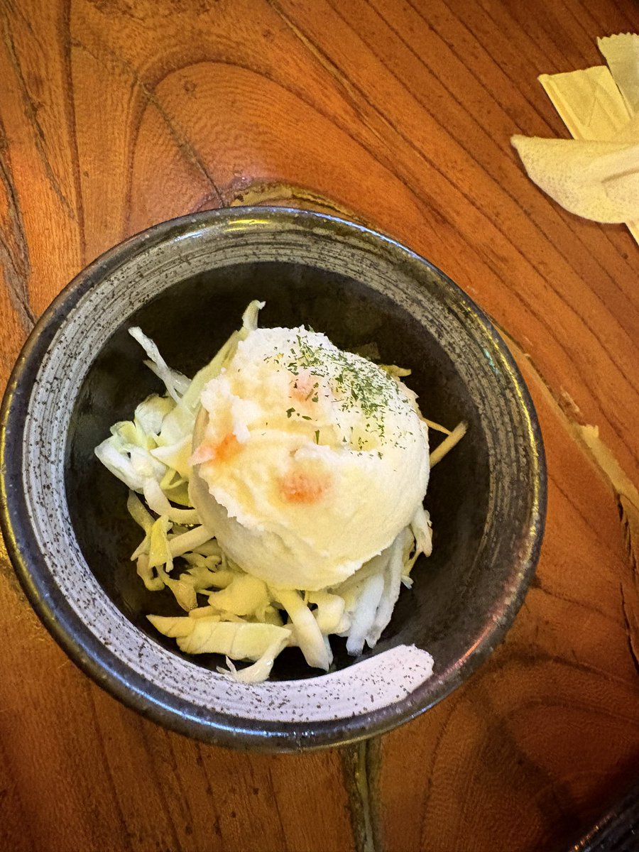 hama2511's tweet photo. 若い子達がめっちゃ頑張ってる...オジサンは応援したくなる...🥹 https://t.co/1cehx78qgC