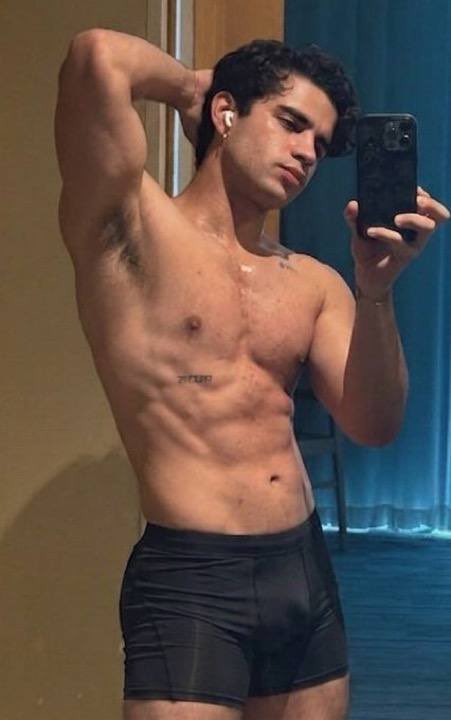 Allmightpro12's tweet photo. Aaron Mercury 🙈🔥 más info en telegram: https://t.co/DXX45Xriry https://t.co/nA6clYsDmO