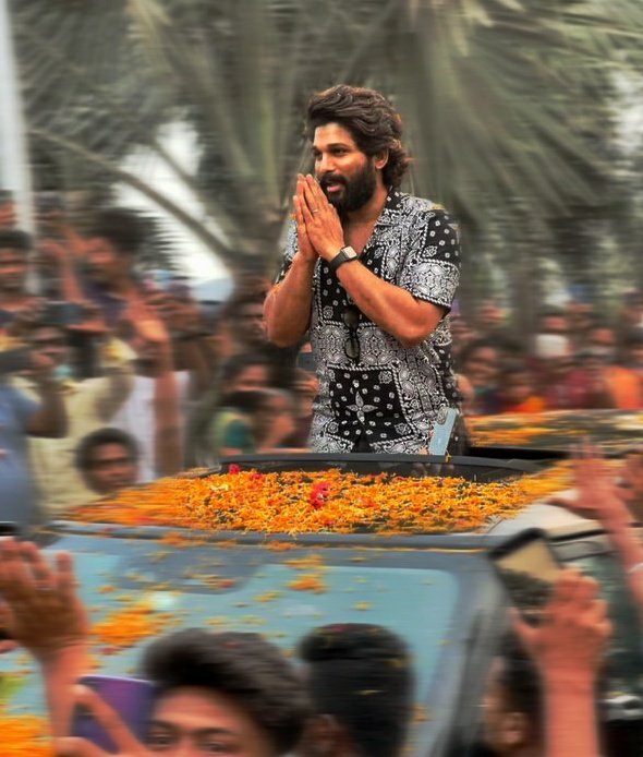 Ikunasanyasirao's tweet photo. Next Level Untadi Ee Sari 🔥✌️
Nee Raaaka Kosam Waiting ❤️🔥
@alluarjun 🥺❤️ https://t.co/1JezF1oyZM