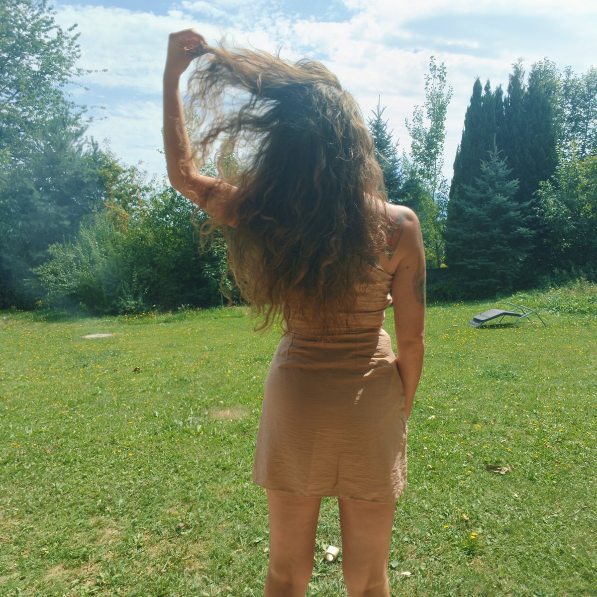 bexibi23681's tweet photo. Allein die Somme genießen oder lieber gemeinsam FKK im Garten 😍☀️ https://t.co/CPCPsteETG
