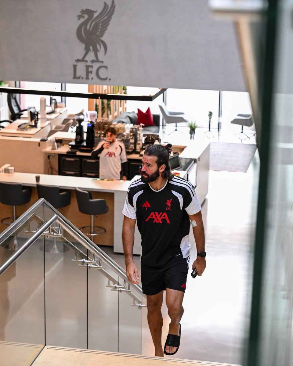 LFC's tweet photo. Ali 🫶 https://t.co/ZsQbLybt5s