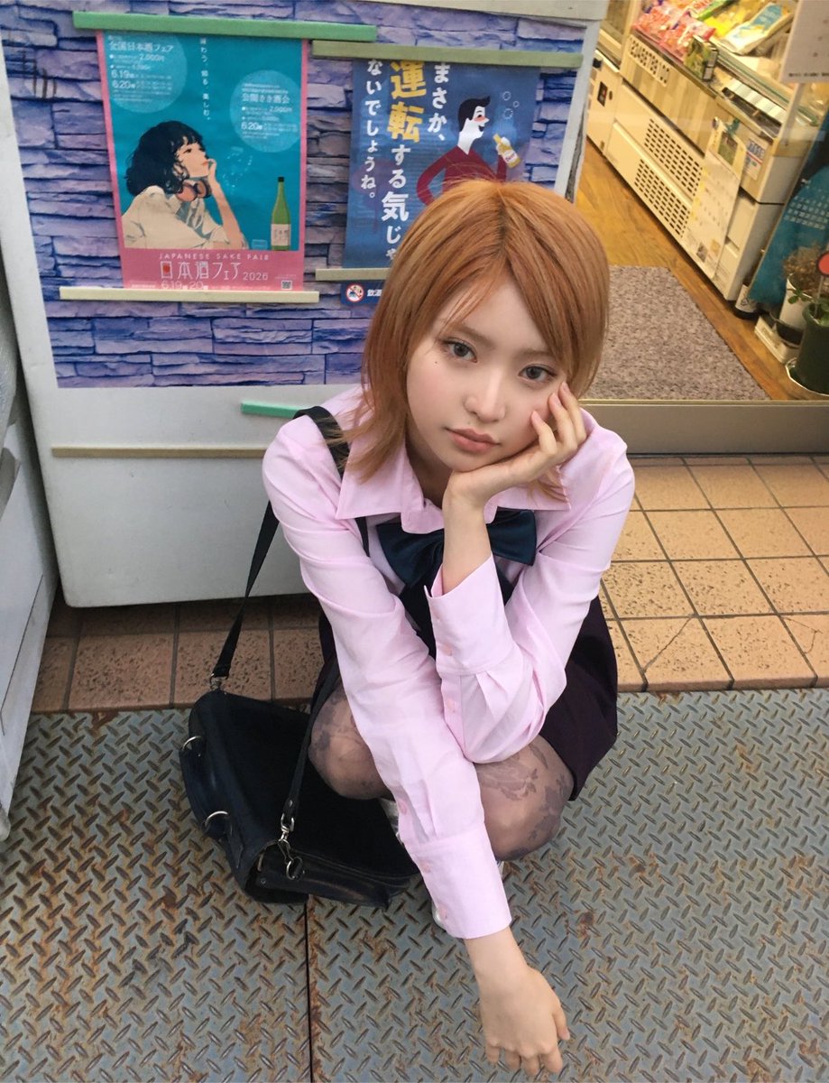 nenebone04's tweet photo. تصويري لحبيبتي ~~ https://t.co/BoknssQVSf