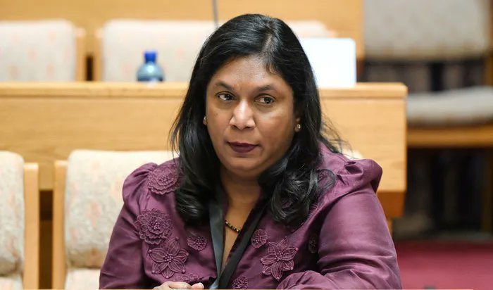 15TeeJay's tweet photo. Padayache was employed in Pretoria but stayed in Durban and he would come to the office every 2nd week or so. So IDAC was flying him in and out every 2nd week. 

Nice life problems when you work for the Cabal! 

#MadlangaCommission https://t.co/sB8zHQBggR