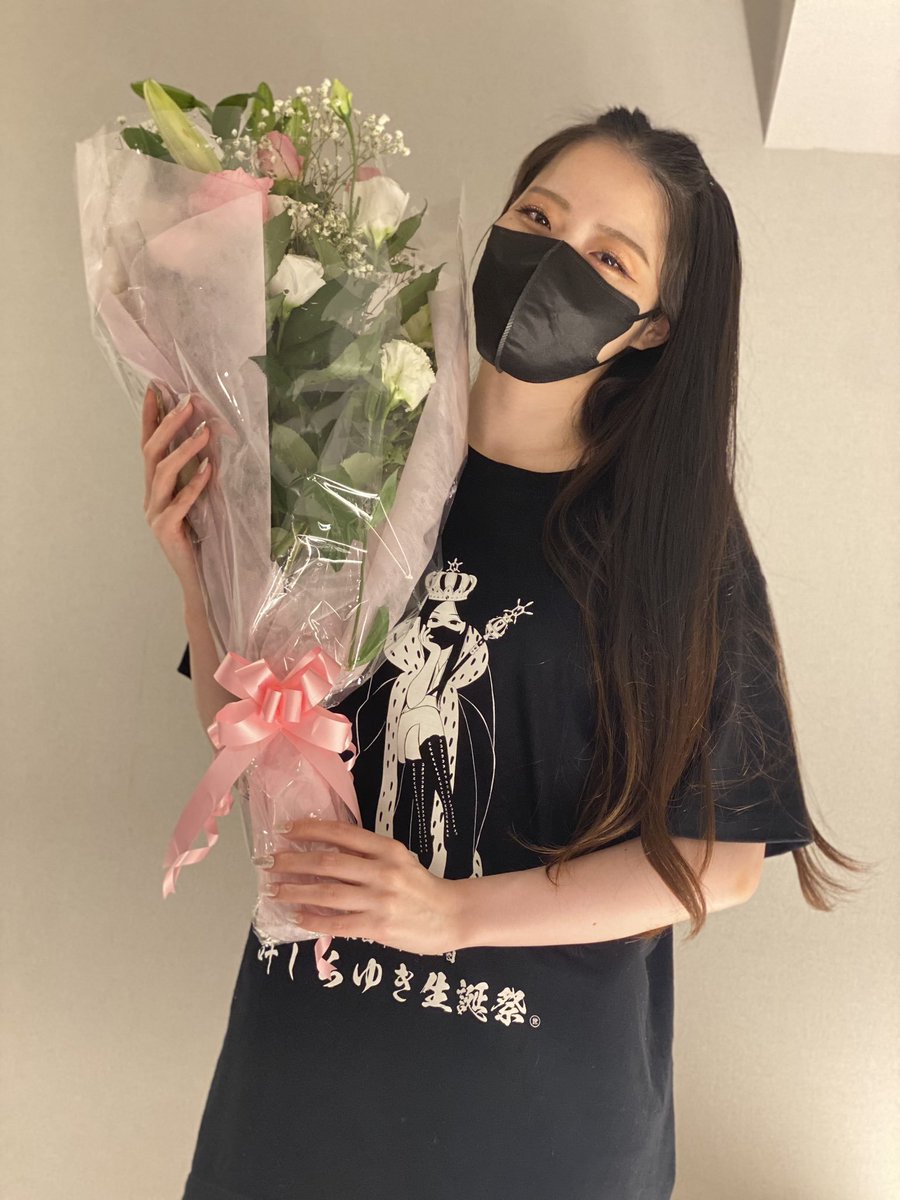 black481223's tweet photo. https://t.co/APhaB60aph