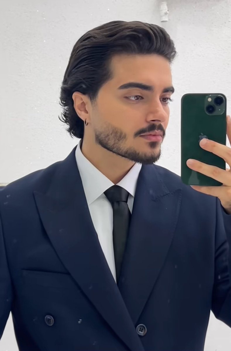 Mayekhal's tweet photo. آخرین ریپست پیج اینستاگرام جاویدنام امیر موحدی

ما نه میبخشیم نه فراموش میکنیم
راهت ادامه داره برادرم ✌🏻
#جاویدشاه https://t.co/NPwz8FMttP