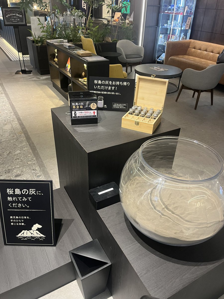 muchiko2326's tweet photo. 出張なう
長崎➞大分➞宮崎➞鹿児島
宮崎行く時はこのチキン南蛮は絶対食う

今回のお土産決まった
灰

#チキン南蛮専門店味匠大塚店
#ハラペーニョソース https://t.co/PCvY3PcshD