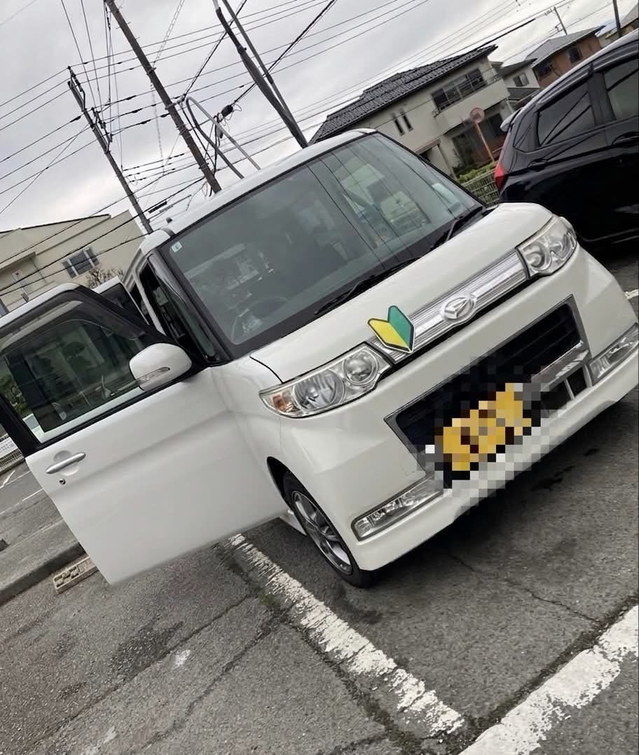 AprilSchne1115's tweet photo. 【緊急】 
突然ですが... 
男性の方に質問をさせてください  
保育士に軽自動車でのドライブ誘われたら 
「それはちょっと...」って思いますか...？？ 
 
①まじで無理 
②割と大丈夫かも 
③かなり興味関心がある https://t.co/BIzr9EkHfr
