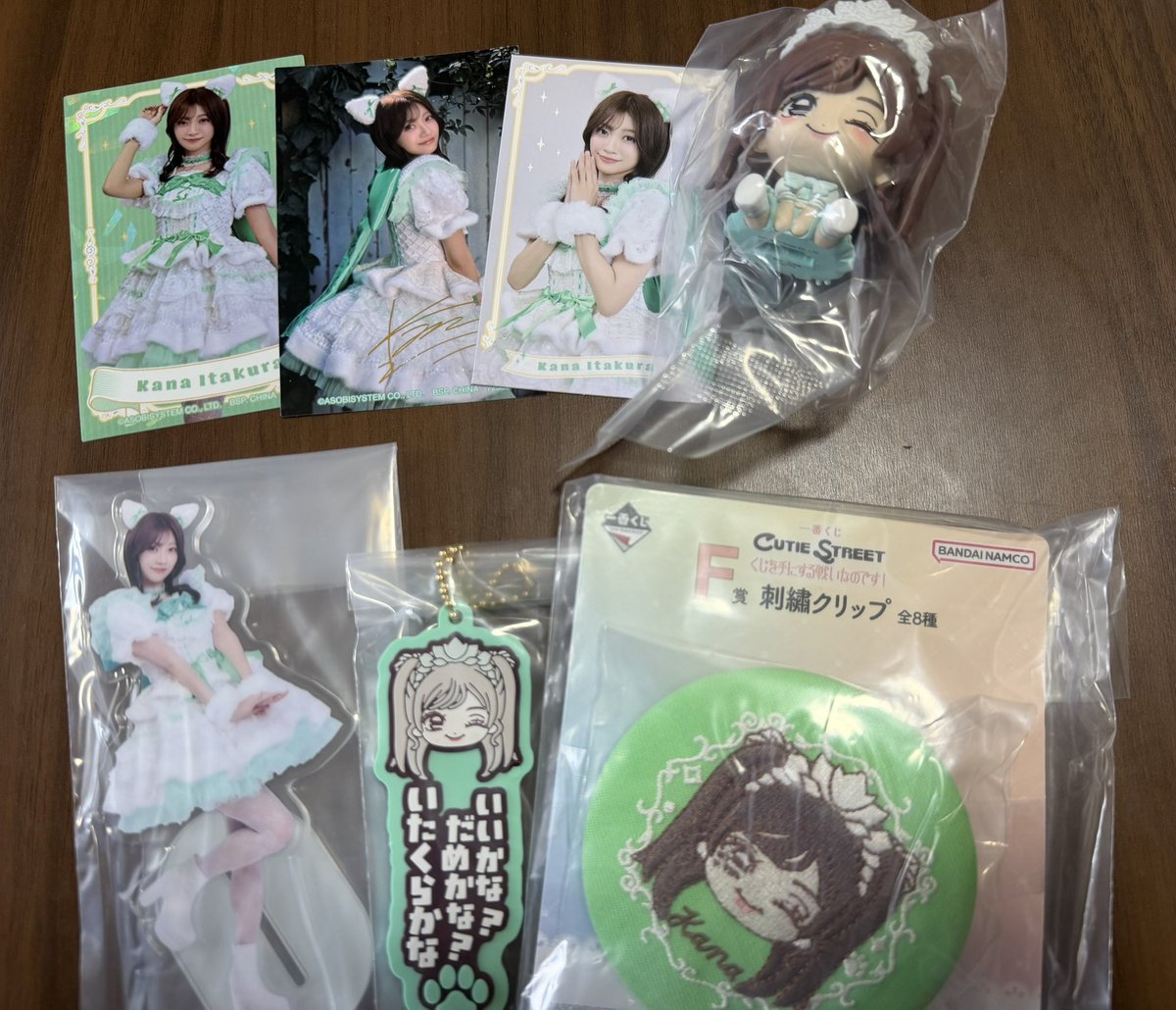 waaaawaaa128's tweet photo. きゅーすとの1番くじロット買いしたのでA、B、E、ラストワン以外のメンバーまとめセット買取手募集してます

譲 板倉💚、梅田🩵
       川本🧡、真鍋💜、

求 希望金額お願いします

郵送でのお渡しとなります。
 #きゅーすと譲
 #きゅーすと求 https://t.co/bonwYHMqFZ
