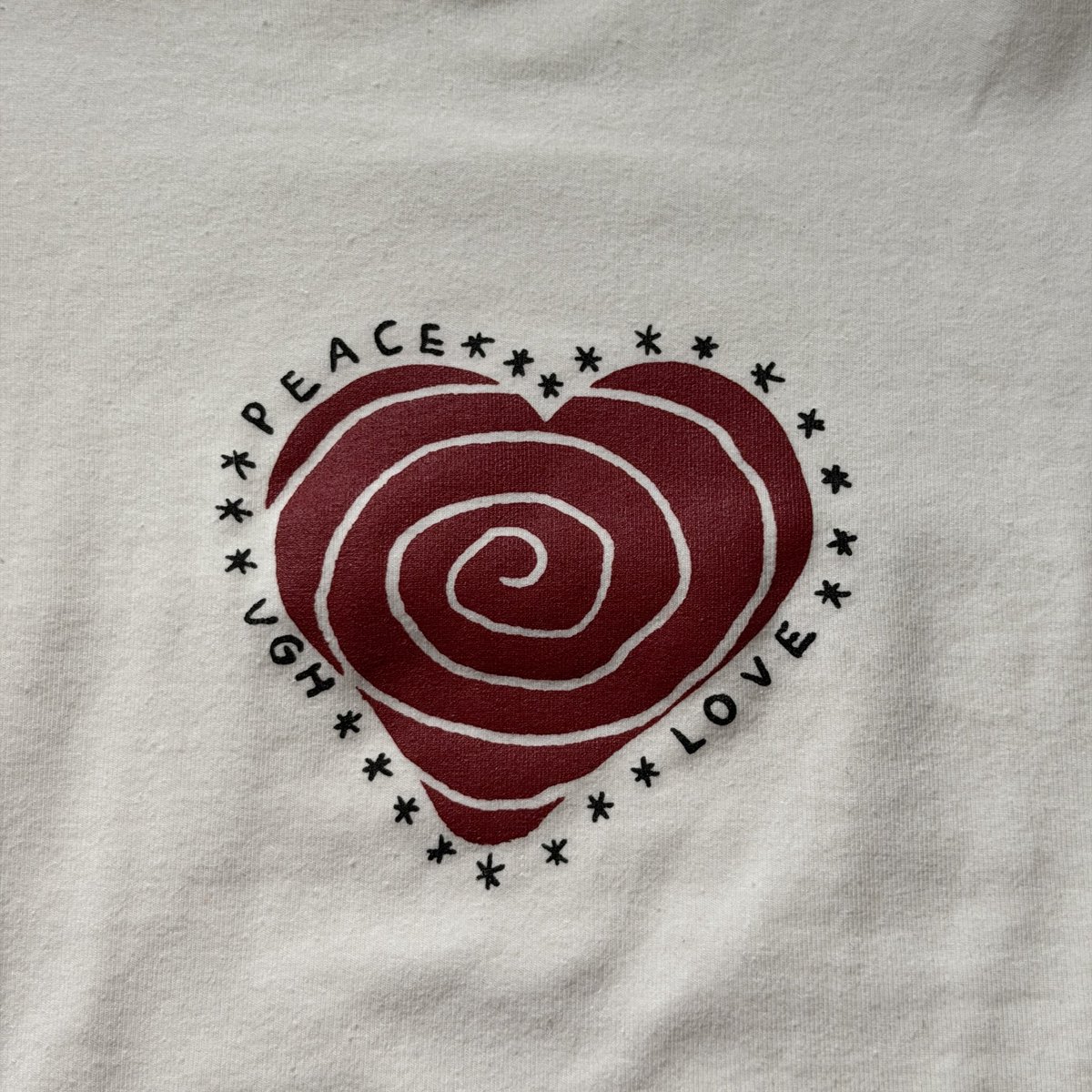 3500000z's tweet photo. vgh peace &amp; love baby tee มือ☝🏻
size : m chest 32-38 length 18
price : 200 bath รวมส่ง

น้องเป็นล้อตเเรกนะคะ สีขาวครีมนัวๆๆ ไม่ใช่ขาวa4 https://t.co/3xDC0y7UDw