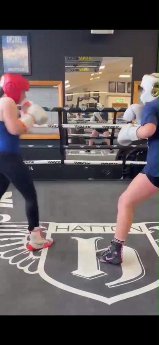 oldhamboxing's tweet photo. The news season will soon be here it’s always good to get the rounds under the belt. Thanks for the invite to the NW Squad for Neve. #NWboxing #oldhamboxing #grtrmcrboxing https://t.co/tq1kQID9ba