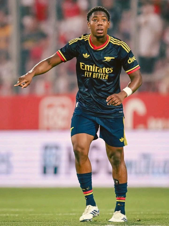 Khaytweets's tweet photo. If you had to swap Myles Lewis-Skelly for one current Manchester United player, who would it be? https://t.co/Pz4iuavkJc