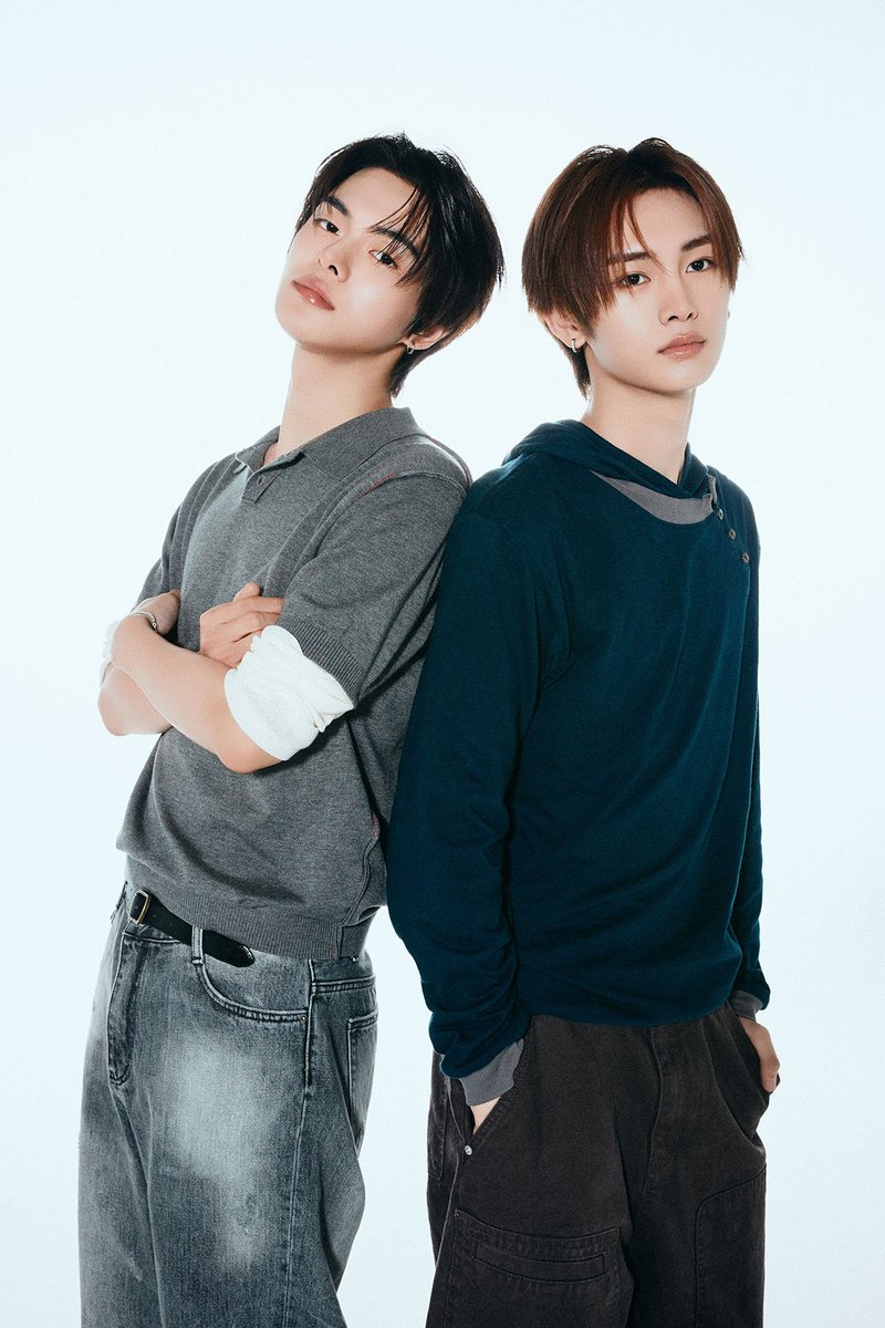 Leozzuli's tweet photo. 260804 Numero Japan
unit interview LEO and ANXIN
🔗 https://t.co/31Od8DkrsA
#Leoxin #leo #anxin #ald1 https://t.co/6kV7GQINFy