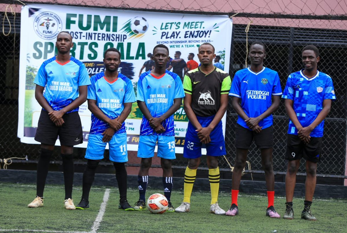 MikeRobbensMD's tweet photo. The super Mulago-NRH Champions team of the 1st edition of the @FUMI_org post internship Champions league graced by @rkalyes1 . 5games played, 5games won, 26goals scored, 1 golden trophy won. Thank you @FUMI_org for the glorious event👏👏👏 https://t.co/FNPYX6qU0a