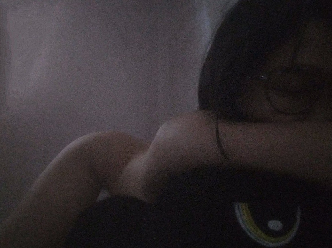 itsesmexoo's tweet photo. be honest, video call? https://t.co/x5HuXyhbfH