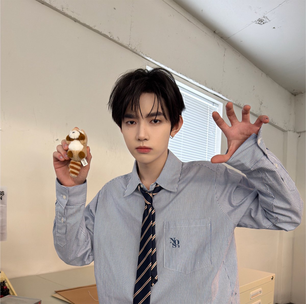 haoo0_'s tweet photo. 내 최애 짱구리 포즈 https://t.co/vJsmuZBQFa