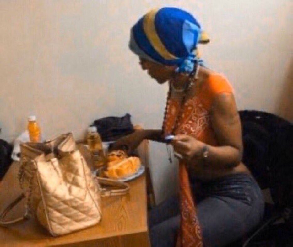 MarinaImaan's tweet photo. People finally coming to the realisation that they should’ve picked Jasmine and Kavan instead of Lorenzo and Julia smh yall can’t eat off this Javan plate sorry #loveisland #loveislanduk https://t.co/OQTbCi8SCE