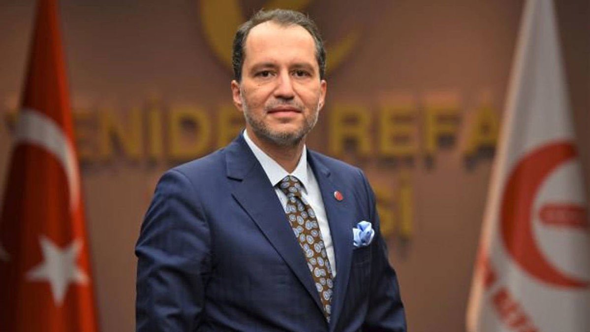 ajansoteki's tweet photo. ⚠️İDDİA:

AKP, CHP, DEM Parti ve Yeni Parti çoğunluğu ile kabul edilmesi beklenen "Terörsüz Türkiye" çerçeve yasası oylamasına Yeniden Refah katılmama kararı aldı.

​Fatih Erbakan’ın ‘Teröristbaşını ne Ankarada ne de anakarada istemiyoruz. Bu yasayı geçirmek istiyorlarsa, referanduma gidelim’ sözleriyle yarın açıklama yapması bekleniyor.

Haber MOD