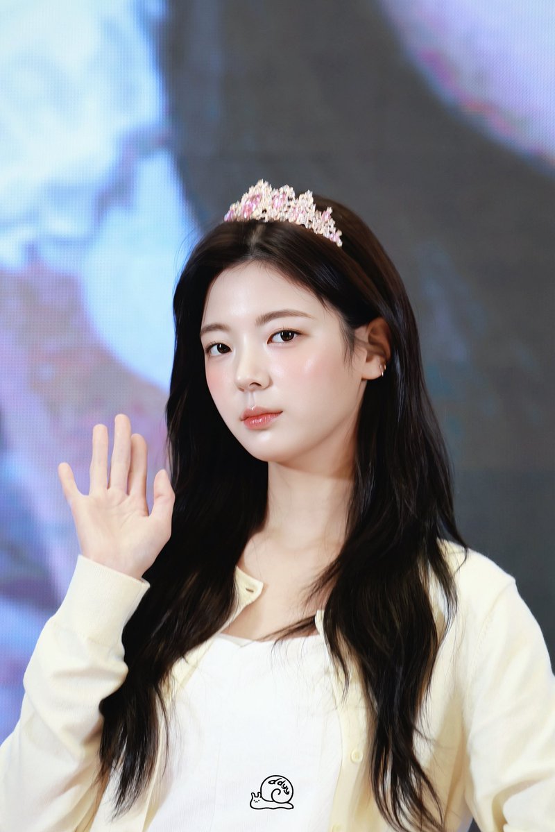 ddyy0721's tweet photo. 260801 
공주님👑

#LIA #ITZY #리아 #있지 https://t.co/q6bz4ZQvur