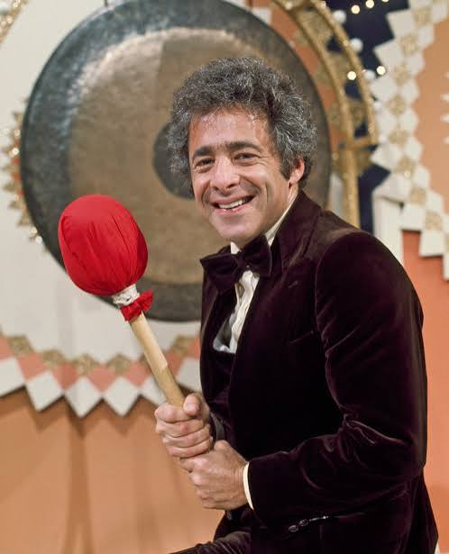marisdeltar's tweet photo. My Idol! @chuckbarris #GongShow @GongShow #ChuckbarRis https://t.co/jWYDfIkFbW