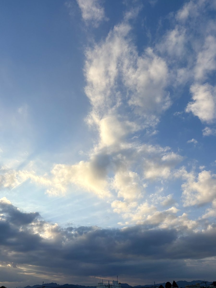ishiyuki110's tweet photo. 今日も一日お疲れ様でした🍀 https://t.co/xh5YCHgvoh