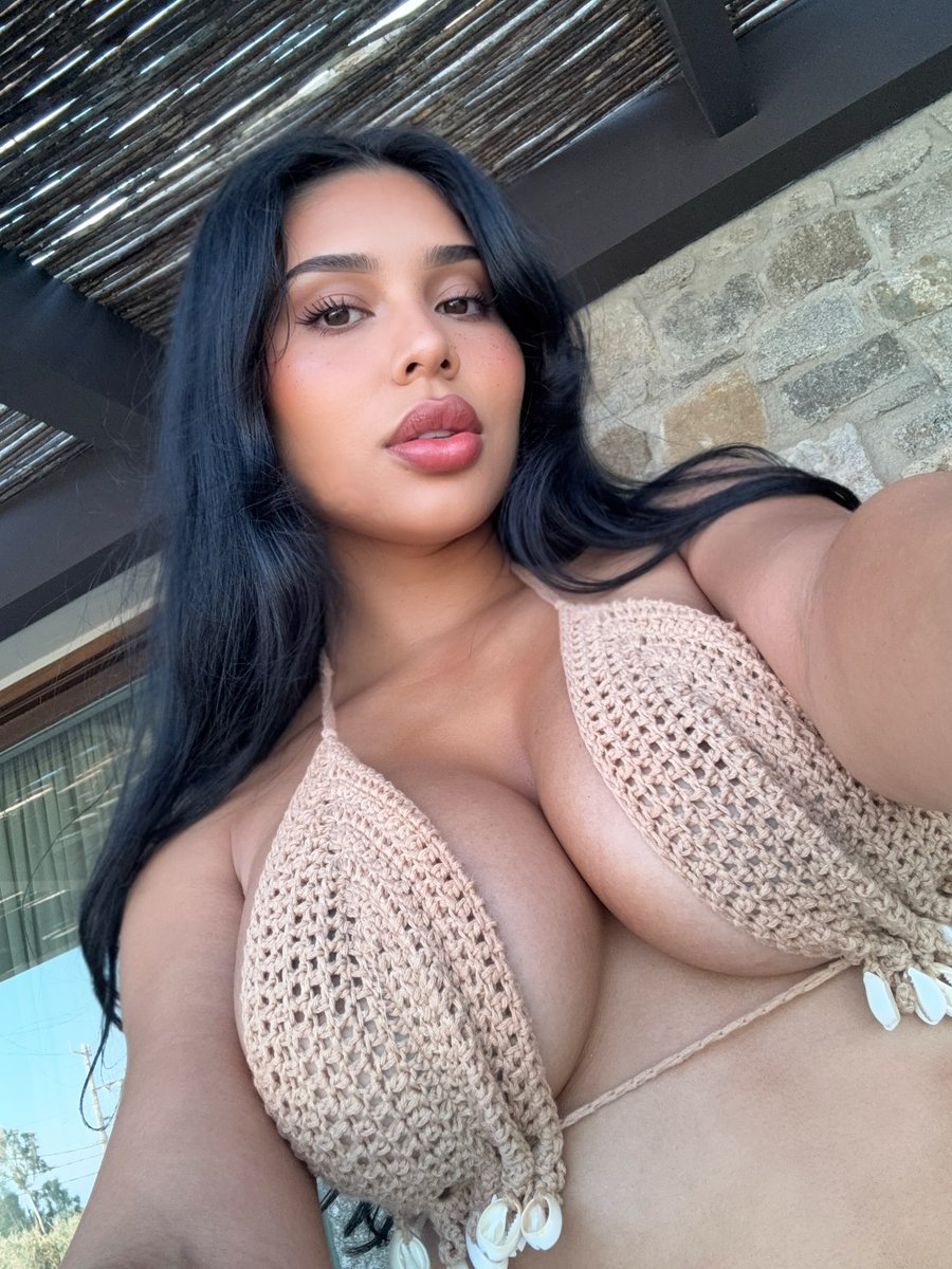 TheGoddessSupe's tweet photo. Gracing your TL this Tuesday...enjoy! https://t.co/4M4dxOjMlT