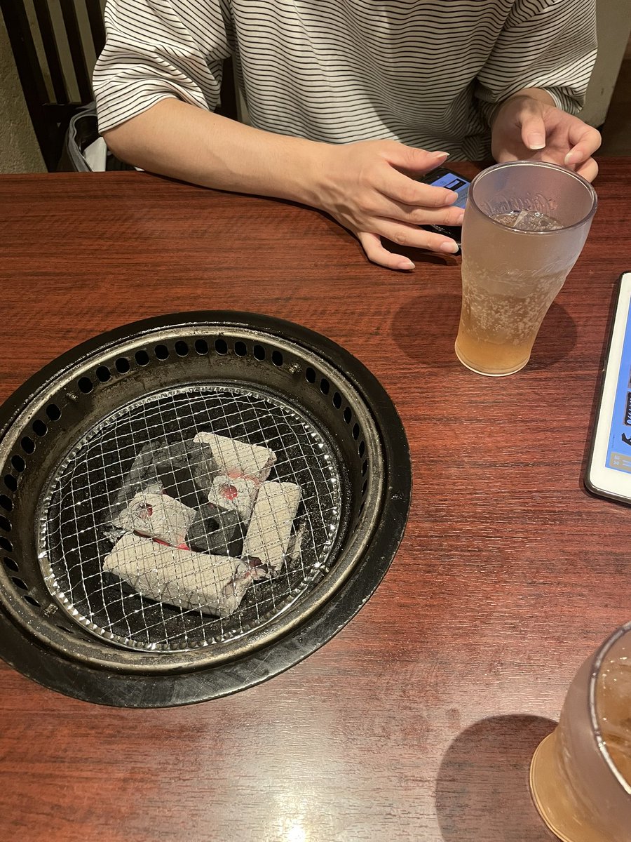 eight888_cos's tweet photo. @Shien_Reel と焼肉(ㆁωㆁ*) https://t.co/laC9llDuBo