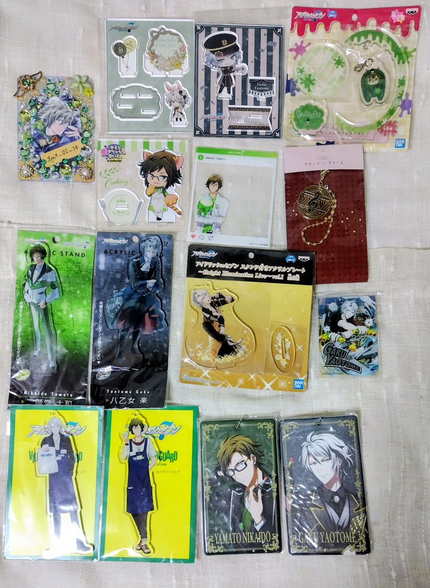 ymt_02_14's tweet photo. 【交換・異種交換・譲渡】アイナナ　アイドリッシュセブン
【譲】画像１～４
【求】EXPO大和缶バッジ　定価＋送料
※赤枠☆⇔EXPO異種交換
EXPO缶⇔EXPO缶との交換
赤枠お買取りご希望の場合
無印から同数以上お引き取り。
➡ https://t.co/pKZcgygcZ8