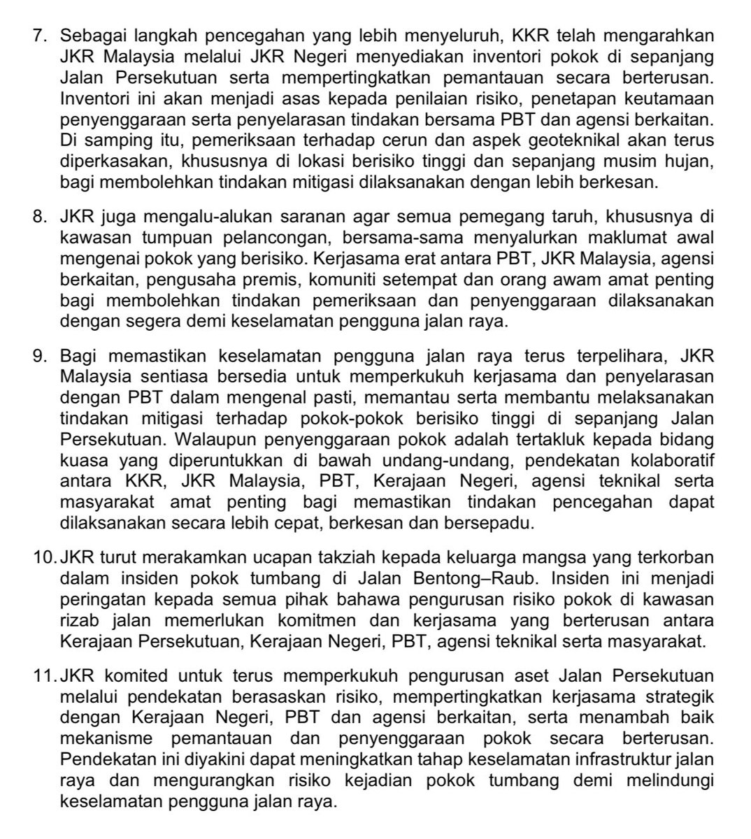 ahmadmaslan's tweet photo. Kenyataan media disedia #JKR #Malaysia ttg kemalangan pokok tumbang di #Bentong, #Pahang, di Jalan Persekutuan berhampiram Janda Baik, 3/8/26 melibatkan 5 maut dan 1 cedera parah. Takziah & Al-Fatihah. Moga roh mereka dicucuri rahmat Allah. Moga Allah anugerah Syurga utk mereka. https://t.co/FPHul04lSS