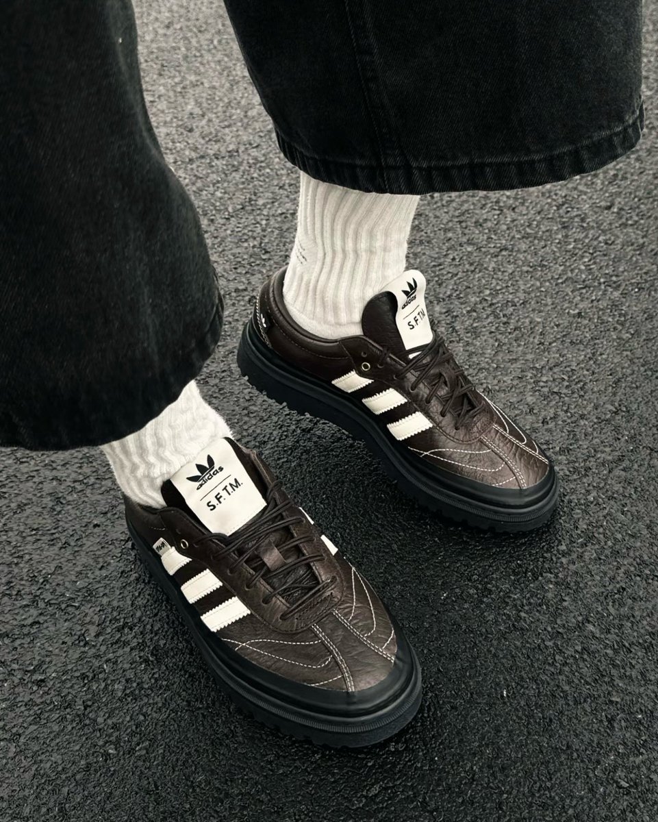 sneakersfandom's tweet photo. https://t.co/p2K4fnW48J