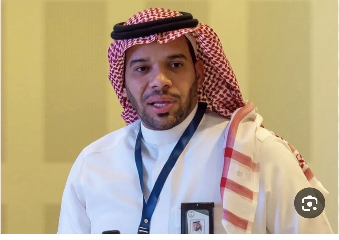 saadterad's tweet photo. إذا كانت الأندية السعودية تمثل الوطن في المحافل الخارجية ، فمن المنطقي أن يحظى كل نادي  مستحق بالدعم والتمكين لا أن تُفقد مكتسباته وتُستنزف عناصر قوته قبل استحقاقاته القارية.

والجماهير الرياضية بصفة عامة والأهلاوية بصفة خاصة تطالب شركة الأهلي و صندوق الاستثمارات العامة ووزارة الرياضة بالنظر إلى الأهلي باعتباره ممثلاً للوطن ، ويستحق أن تُهيأ له أسباب النجاح كما هُيئت لغيره من قبل لا أن يدخل منافساته وهو يخسر استقراره الفني وعناصر قوته.

ما حدث مع أندية أخرى من تذليل للصعاب وتمكين لخدمة سمعة الكرة السعودية كان محل تقدير ، والأهلي لا يقل عنها حقاً ولا استحقاقاً ، بل هو نادي سعودي يحمل راية الوطن أيضاً .

أما إن كان هناك من لا يروق له نجاح الأهلي فهذه وجهة نظره لكنها لا ينبغي أن تنعكس على نادي يمثل المملكة في الخارج لأن مصلحة الوطن يجب أن تبقى فوق كل اعتبار .