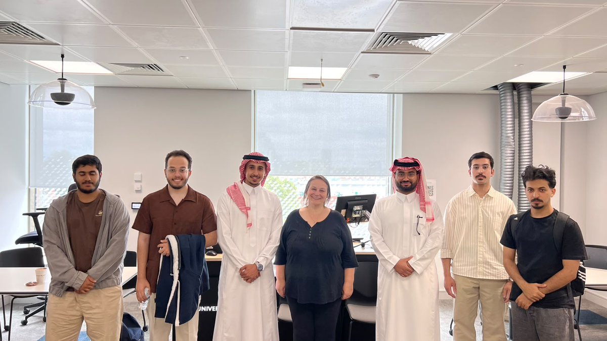 umajmaah's tweet photo. طلاب وطالبات #جامعة_المجمعة يختتمون برنامج التبادل الطلابي الدولي الثاني لعام 2026 بجامعتي ليدز وشيفيلد في المملكة المتحدة، ويعودون إلى أرض الوطن بعد إتمام البرنامج، في تجربة أكاديمية وثقافية ثرية أسهمت في تعزيز الحراك الأكاديمي الدولي، وإثراء التجربة التعليمية . https://t.co/27WOll4J2f