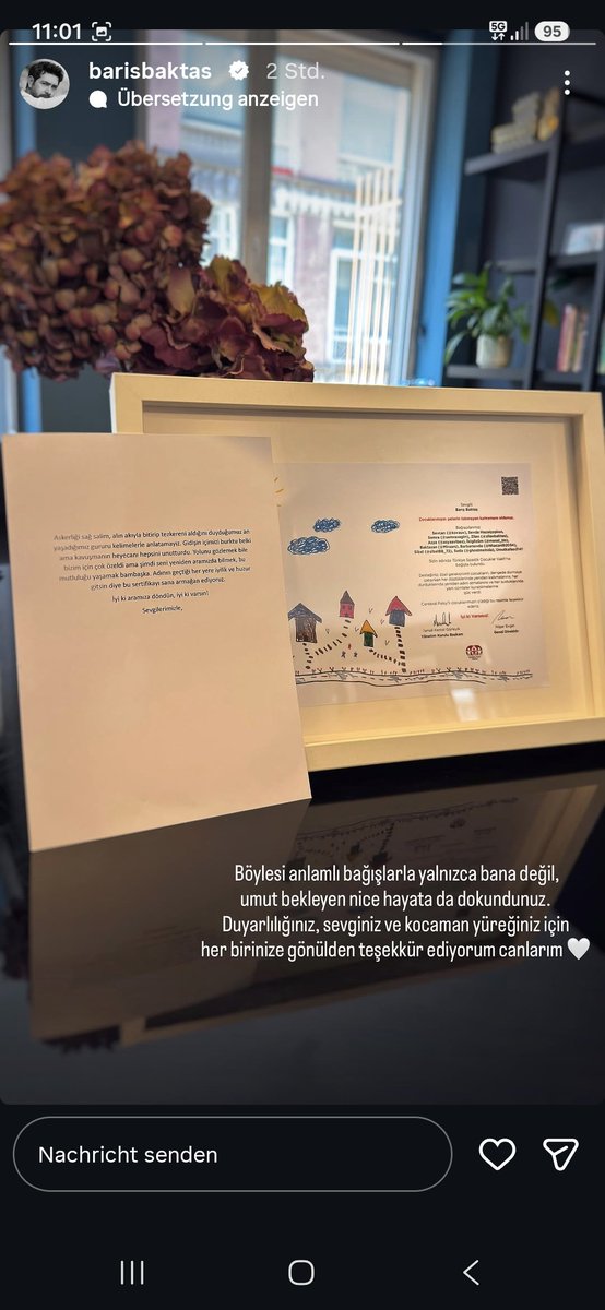 kovauv's tweet photo. BarışBaktaş #BarışBaktaş
@barisbaktas❤️

Imzali bir foto icin ciktigimi sananlar 
Bilmiyorki senin benim yüregime attigin imzayi

Senin bana katigin güzelliklerin yaninda bu",Derya,da bir damla sayilir."yüregi güzel Adam .Iyilik yolunda seninleayni yolu yürümekten onur duyarim. https://t.co/BmffjYyKx3