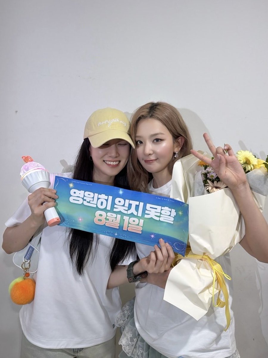 SG210S2's tweet photo. 곰의 토끼 컬렉션 https://t.co/HSbam9kURh