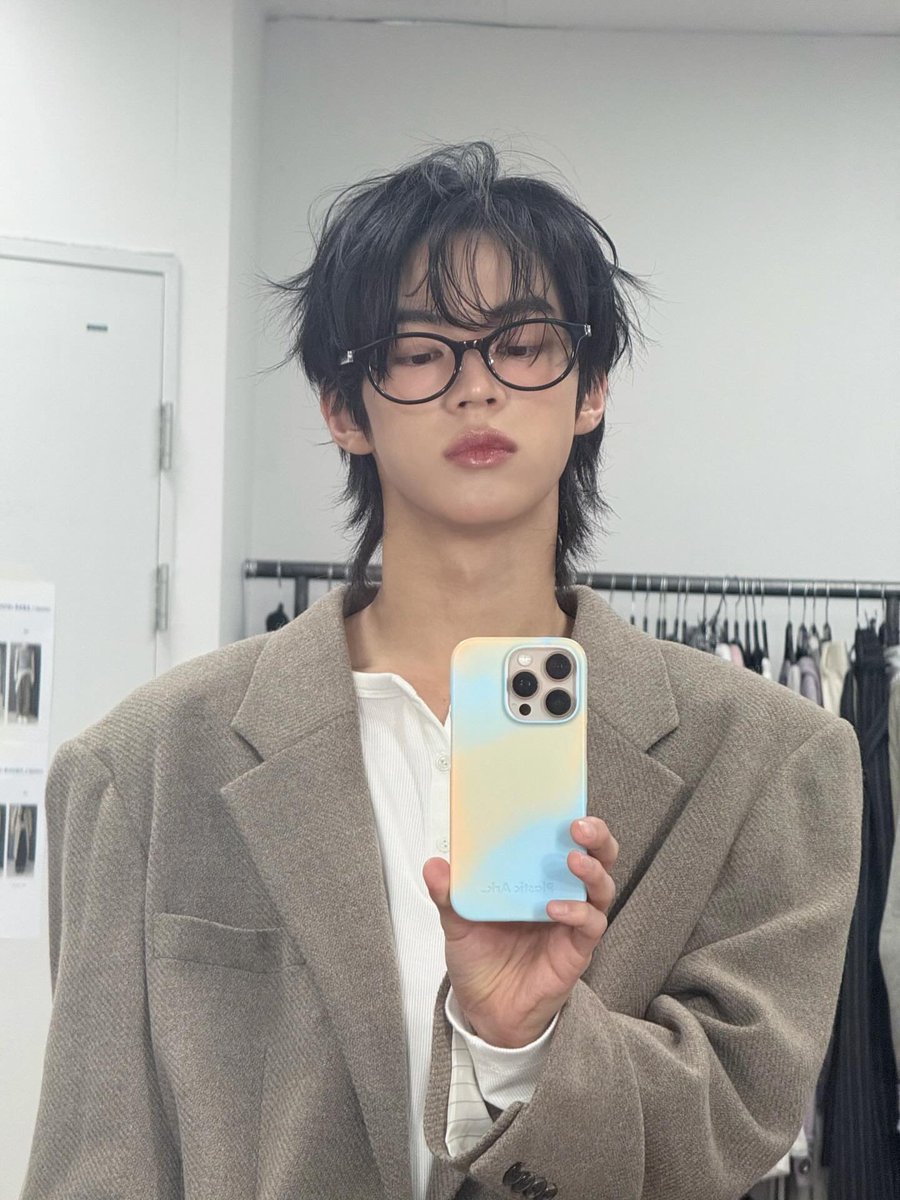 dohoonstunes's tweet photo. @juhoonstunes Lagi mantep lohya. https://t.co/Fzmkrxo8eU