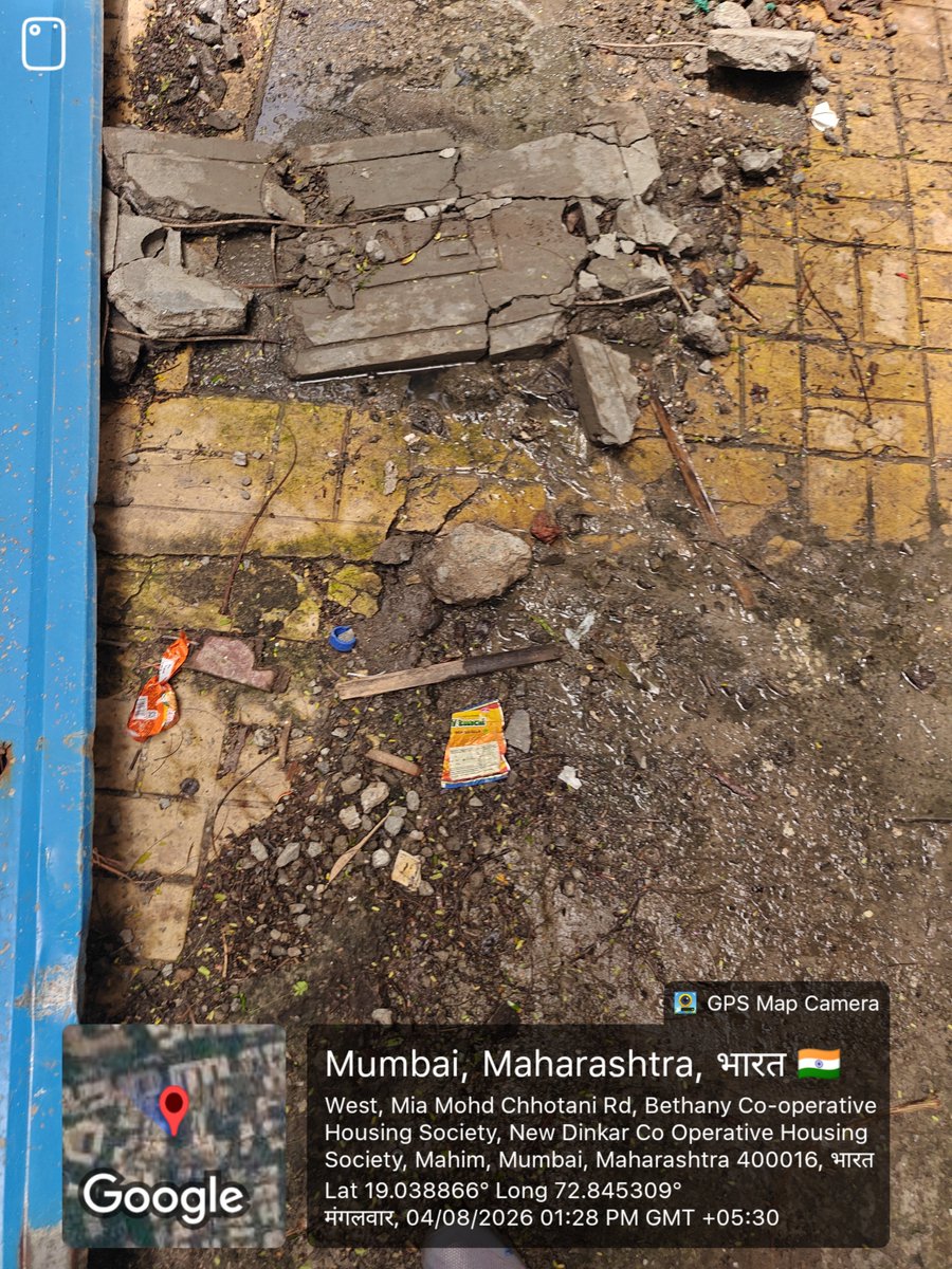 Dada9699192192's tweet photo. @mybmcWardGN
@mybmcSWM
@mybmcInfra
दादर जी उत्तर विभाग सर्व सांड पाणी रोड वाहत आहे व झाकण पण तुटले आहे कृपया झाकण व साफ सफाई करण्यात यावी https://t.co/4YvAVcuCJZ